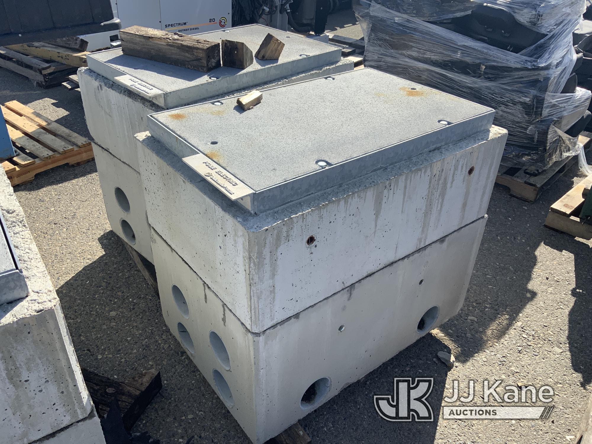 (Dixon, CA) (2) Concrete Utility Vault (Condition Unknown) NOTE: This unit is being sold AS IS/WHERE