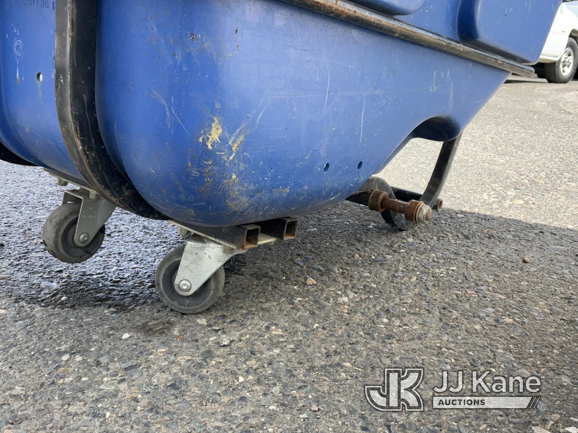 (Dixon, CA) Rubbermaid Tilt Truck & Dandux Laundry Cart (Worn Worn, Rubbermaid Bucket Missing Tire