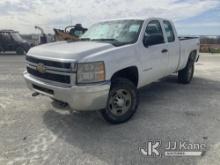 2011 Chevrolet Silverado 2500HD 4x4 Extended-Cab Pickup Truck Runs & Moves) (Check engine light on, 