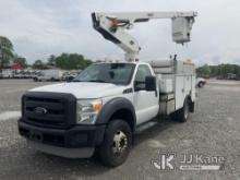 Versalift TEL29N, Telescopic Bucket Truck mounted behind cab on 2013 Ford F450 Service Truck Runs, M