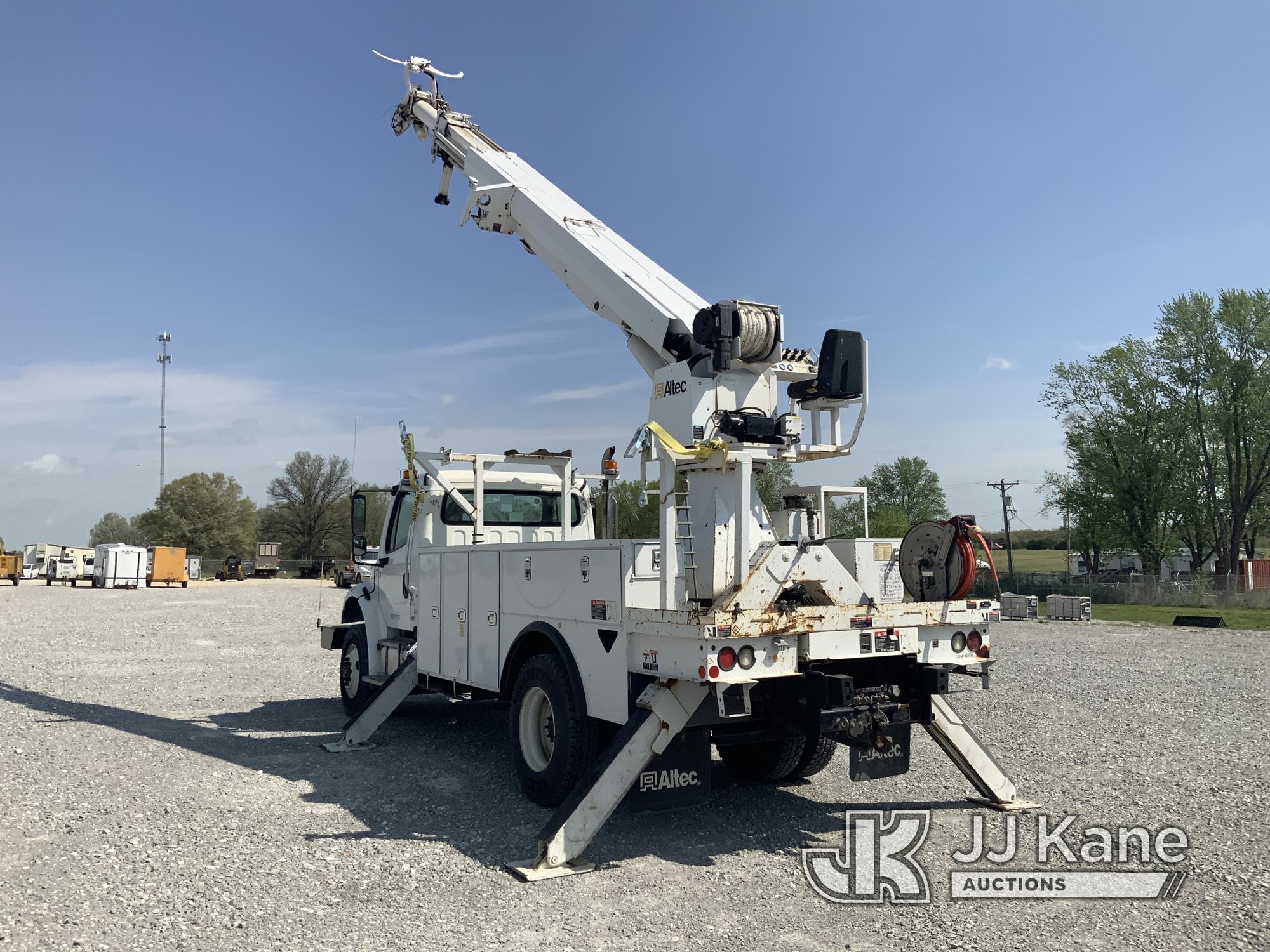 (Hawk Point, MO) Altec DM47B-TR, Digger Derrick rear mounted on 2017 Freightliner M2 106 4x4 Utility