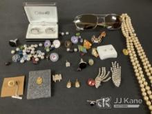 Jewelry box | empty box I cuffs | earrings | necklace  Used