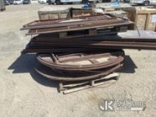 (Jurupa Valley, CA) 1 Pallet Of Damaged Foldable Tables (Used/damaged ) NOTE: This unit is being sol