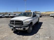 2007 Dodge RAM 2500 4x4 Pickup Truck Runs rough, moves, body & rust damage, check engine light on, m