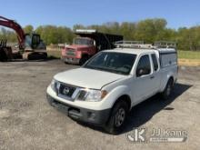 2017 Nissan Frontier Extended-Cab Pickup Truck Runs & Moves) (Minor Body Damage,