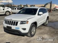 2014 Jeep Grand Cherokee Laredo 4x4 4-Door Sport Utility Vehicle Runs & Moves, Body & Rust Damage