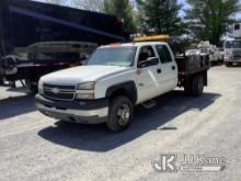 2005 Chevrolet Silverado 3500HD 4x4 Crew-Cab Flatbed Truck Runs & Moves, Service Brakes Must Tow, Ai