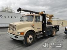 1991 International 4600 Flatbed Truck Runs & Moves