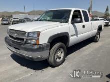 2004 Chevrolet Silverado 2500HD Extended-Cab Pickup Truck Runs & Moves, Body Damage