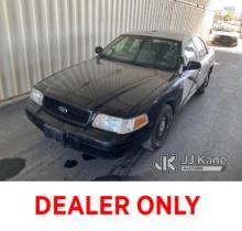 2005 Ford Crown Victoria Police Interceptor 4-Door Sedan Runs & Moves, Air Bag Light Is On