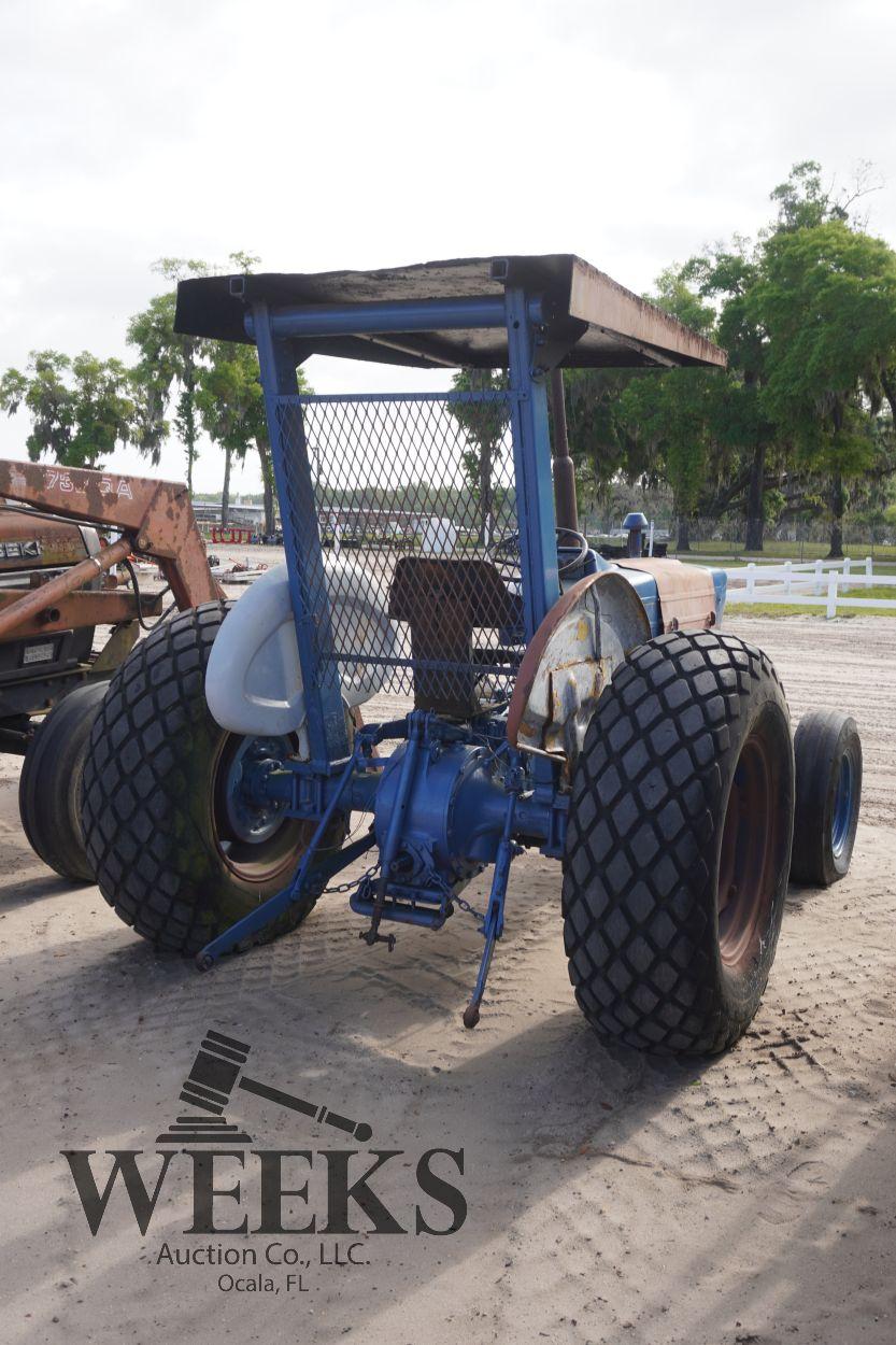 FORD 3000 TRACTOR