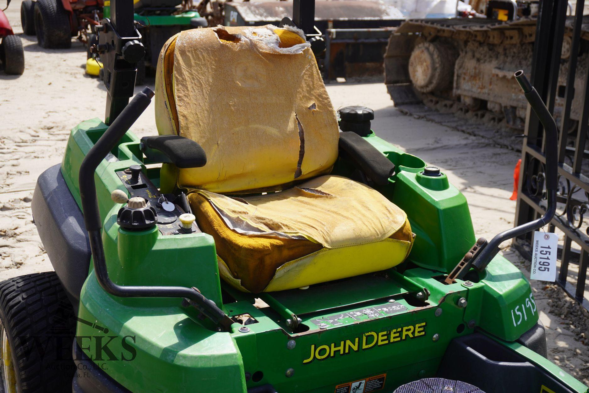 JOHN DEERE ZERO TURN N/R