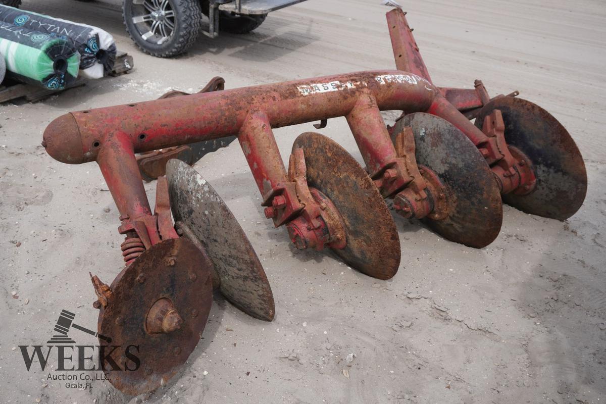 MASSEY FERGUSON DISC PLOW