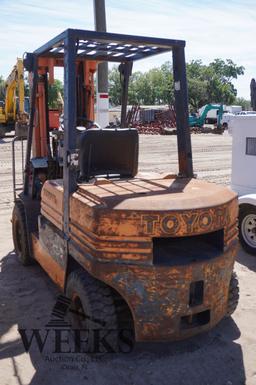 TOYOTA 35C FORKLIFT