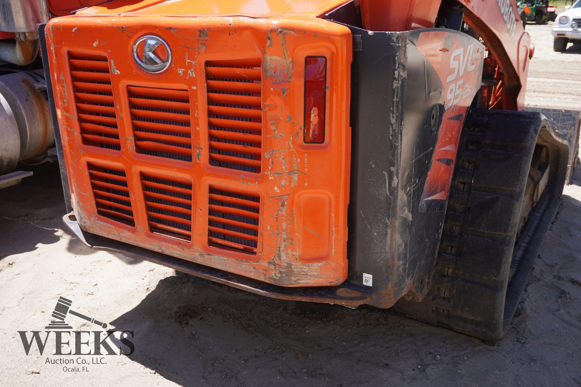 KUBOTA SVL 95/2s SKID