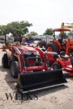 MASSEY FERG 1835 W/LOADER