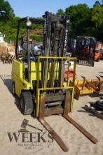 CLARK C500 30 FORKLIFT