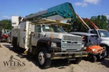 FORD F800 BUCKET TRUCK