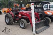 MAHINDRA 1626H W/LOADER