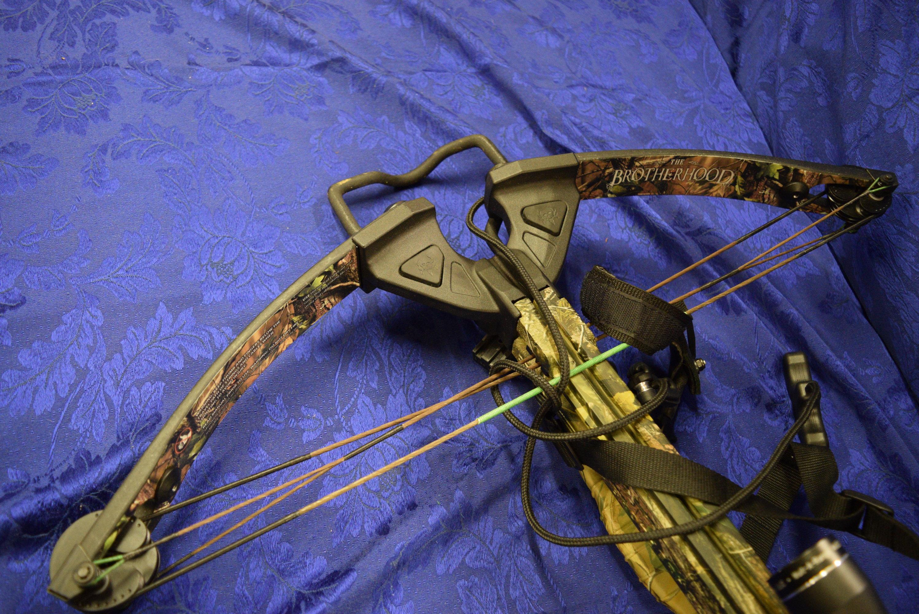 HORNTON THE BROTHERHOOD CROSS BOW!