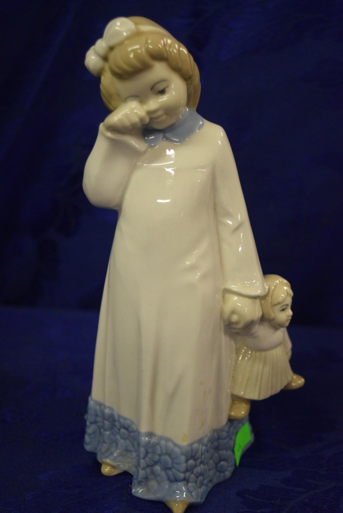 D'ART SA PORCELAIN FIGURINE!