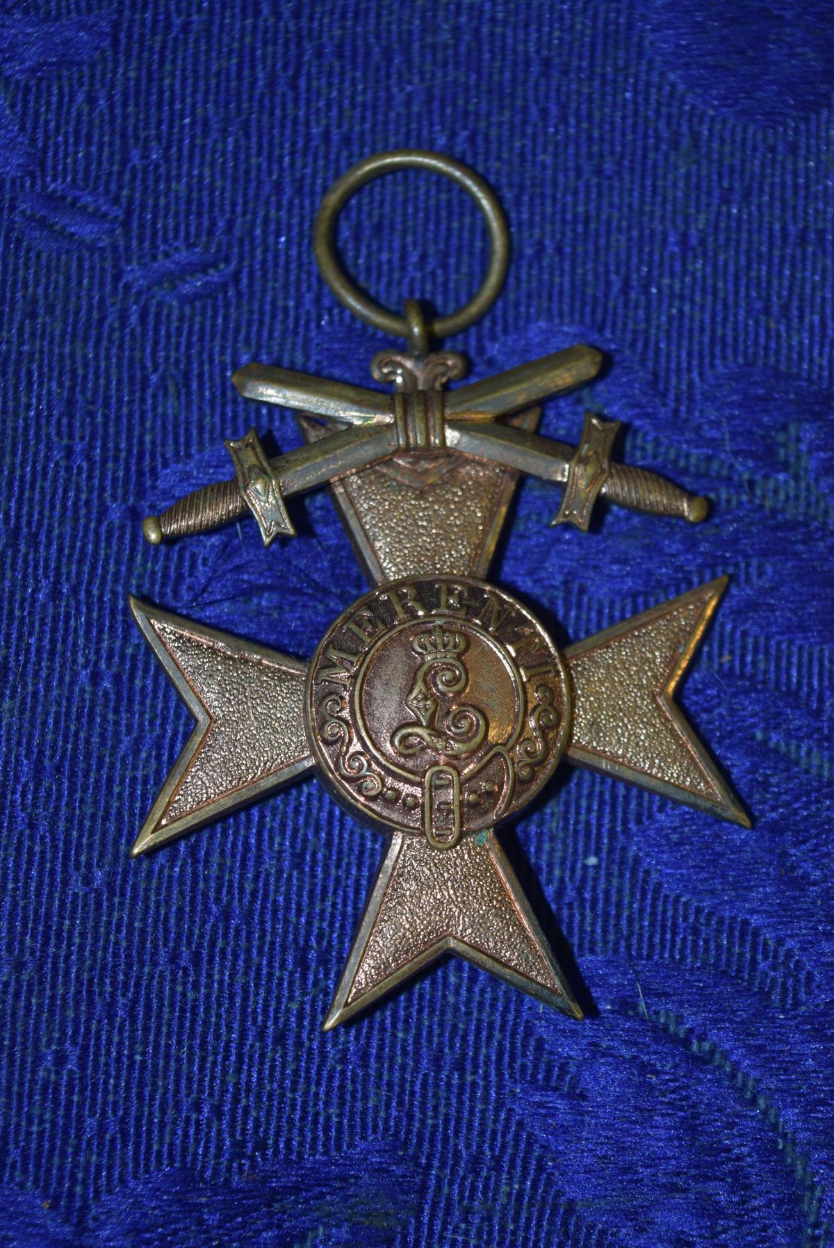 BAVARIAN MILITARY MERIT CROSS III CLASS W/SWORDS!