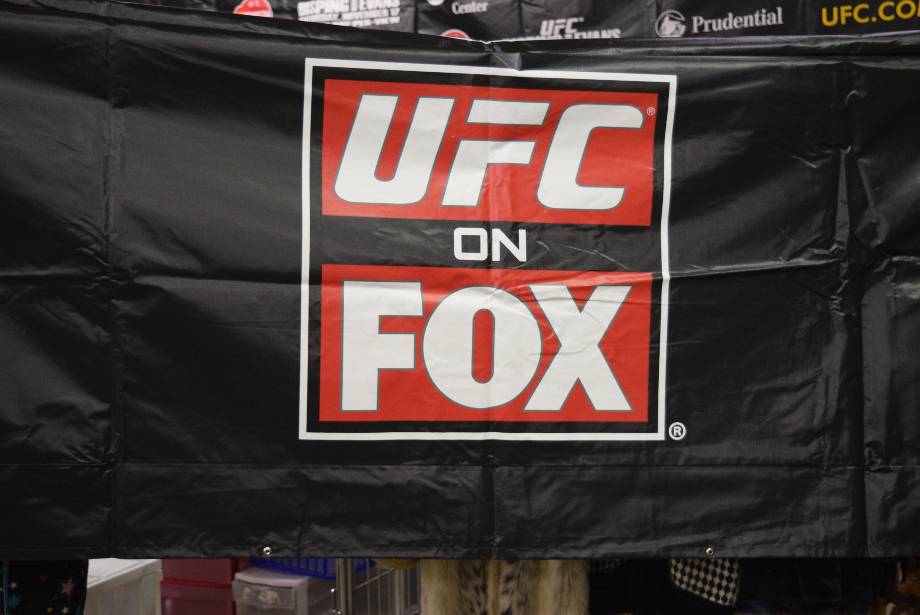 FIRST EVER ON FOX NETWORK UFC DROP BANNER!