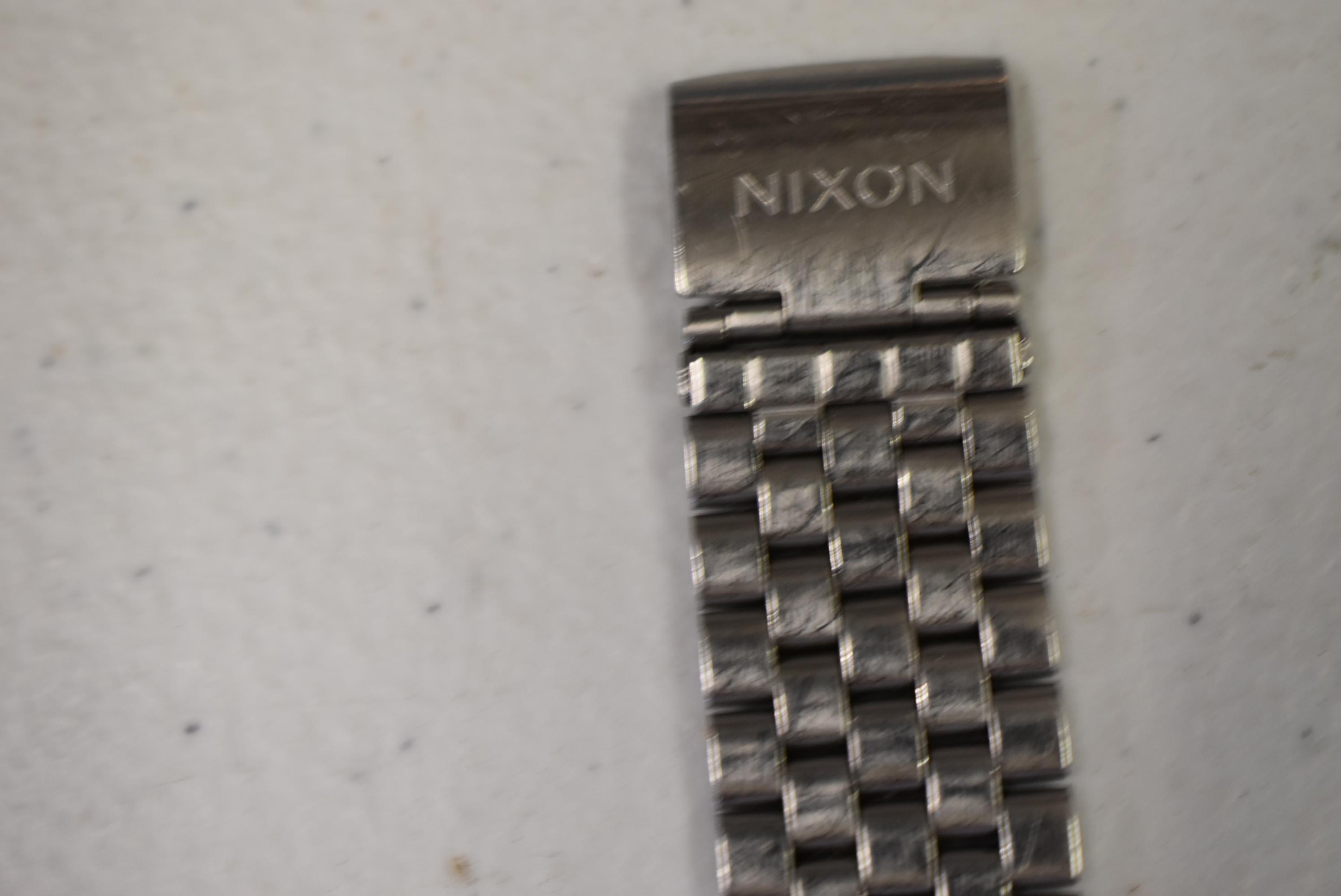 BEEP BOOP NIXON ANALOG WATCH!