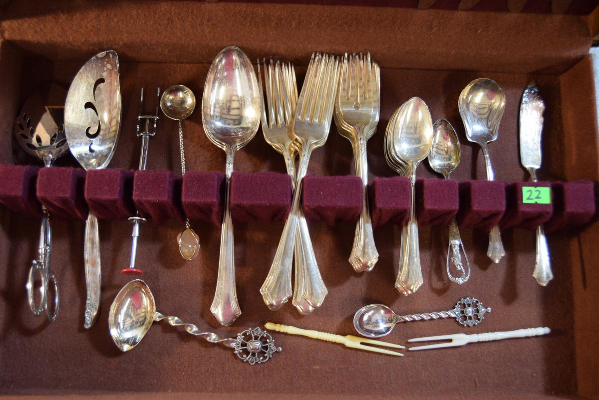 GORHAM FLATWARE SERVICE!