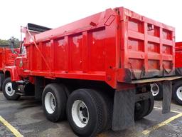 1996 FORD LS8000 DUMP TRUCK