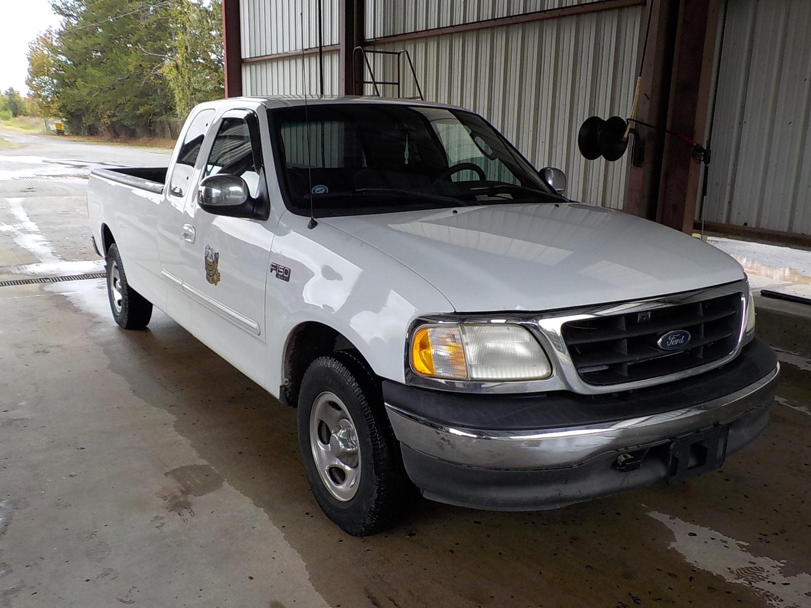 2002 FORD F150 PICKUP TRUCK