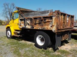 1999 FREIGHTLINER FL70 S/A DUMP TRUCK