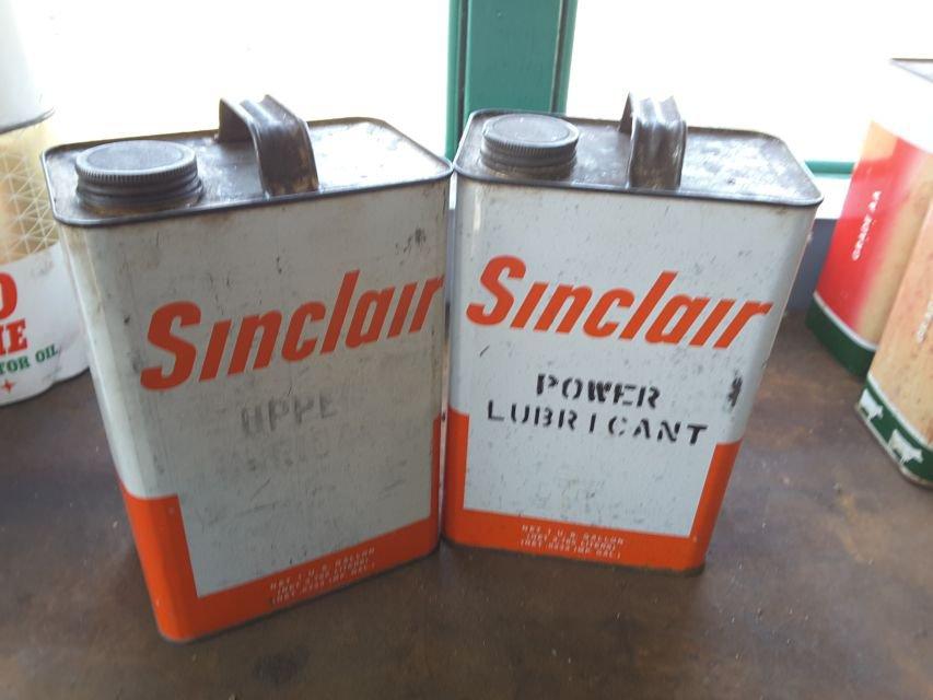 2- Sinclair 1 Gallon Cans