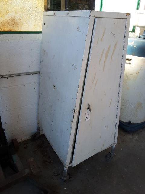 Rolling Vintage Wiper Cabinet W/ No Name