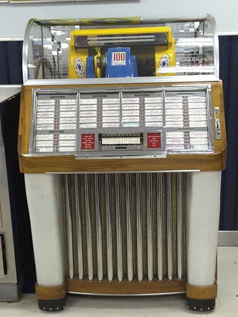 Seeburg Select-o-matic 100, Model 100c, 42 Record Juke Box, Refinished, S/n