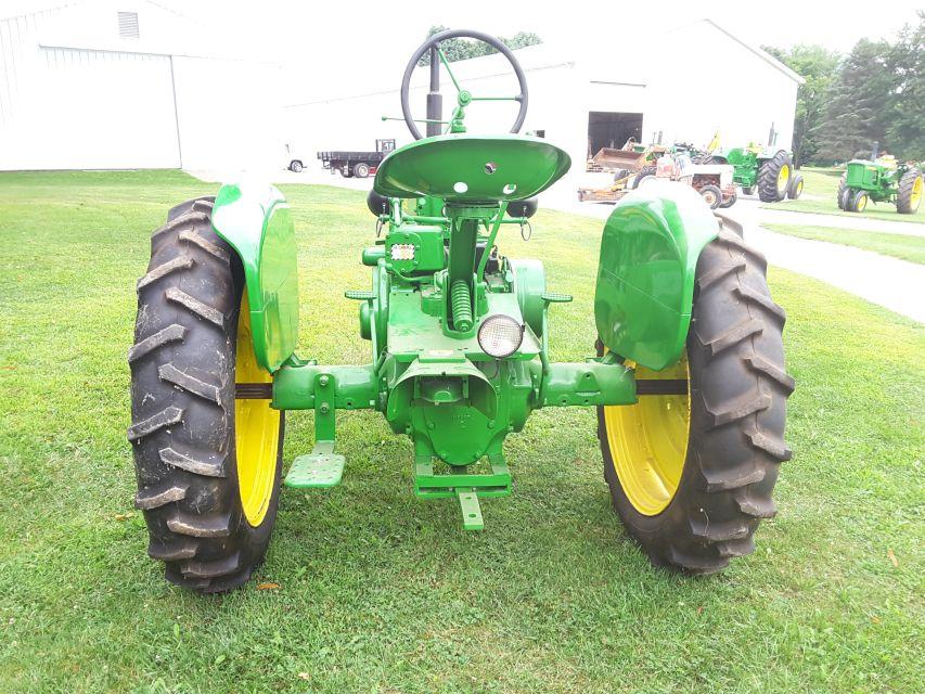 John Deere 1945 H Gas