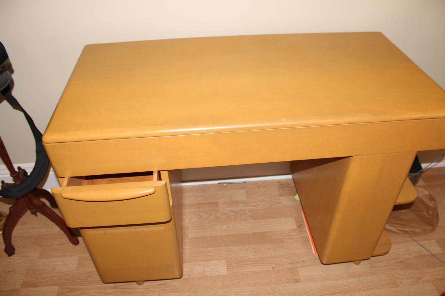 Heywood Wakefield blonde home office desk and chair 1 handle needs reattached