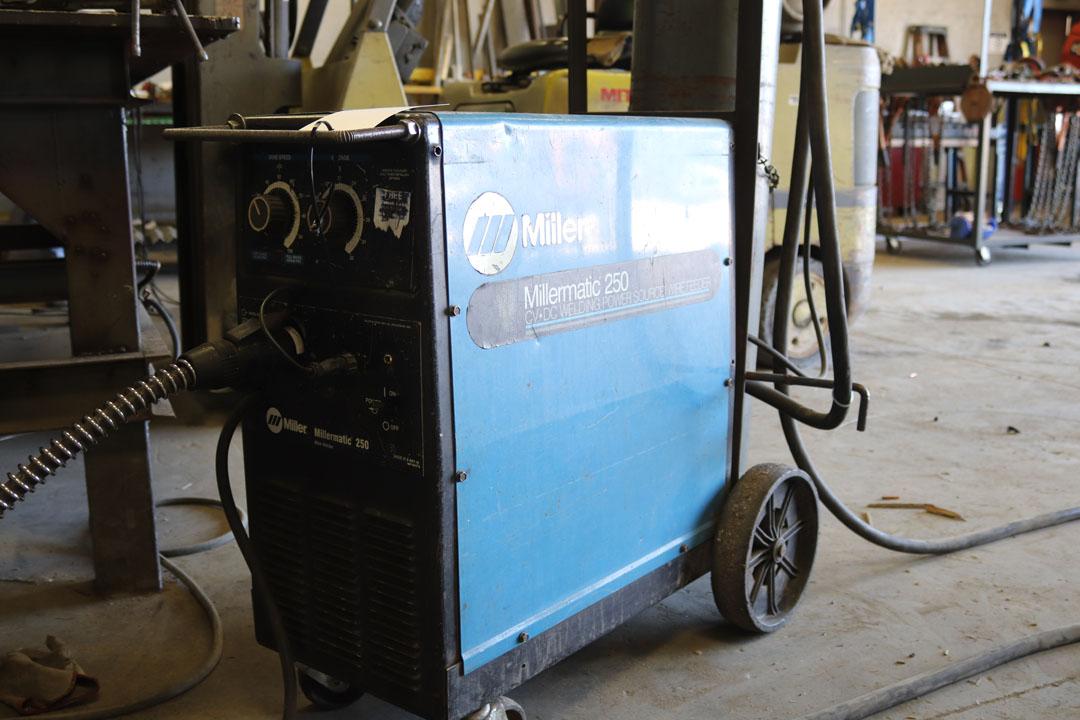 Millermatic 350 Wire Welder