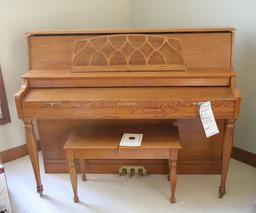 BALDWIN PIANO & BENCH