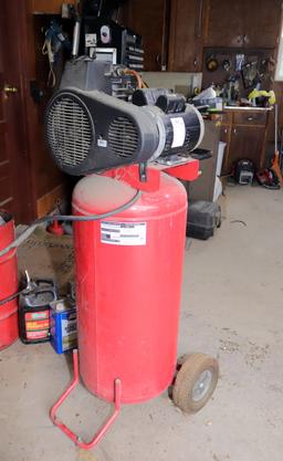 HUSKY PRO PORTABLE VERTICAL AIR COMPRESSOR, SINGLE PHASE,30 GAL TANK AND 2HP