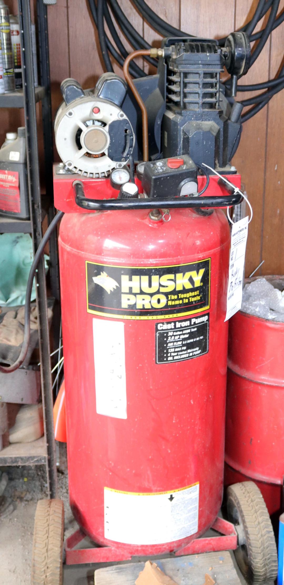 HUSKY PRO PORTABLE VERTICAL AIR COMPRESSOR, SINGLE PHASE,30 GAL TANK AND 2HP