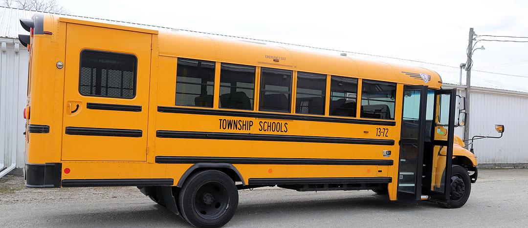 2014 INT School Bus w/handicap lift