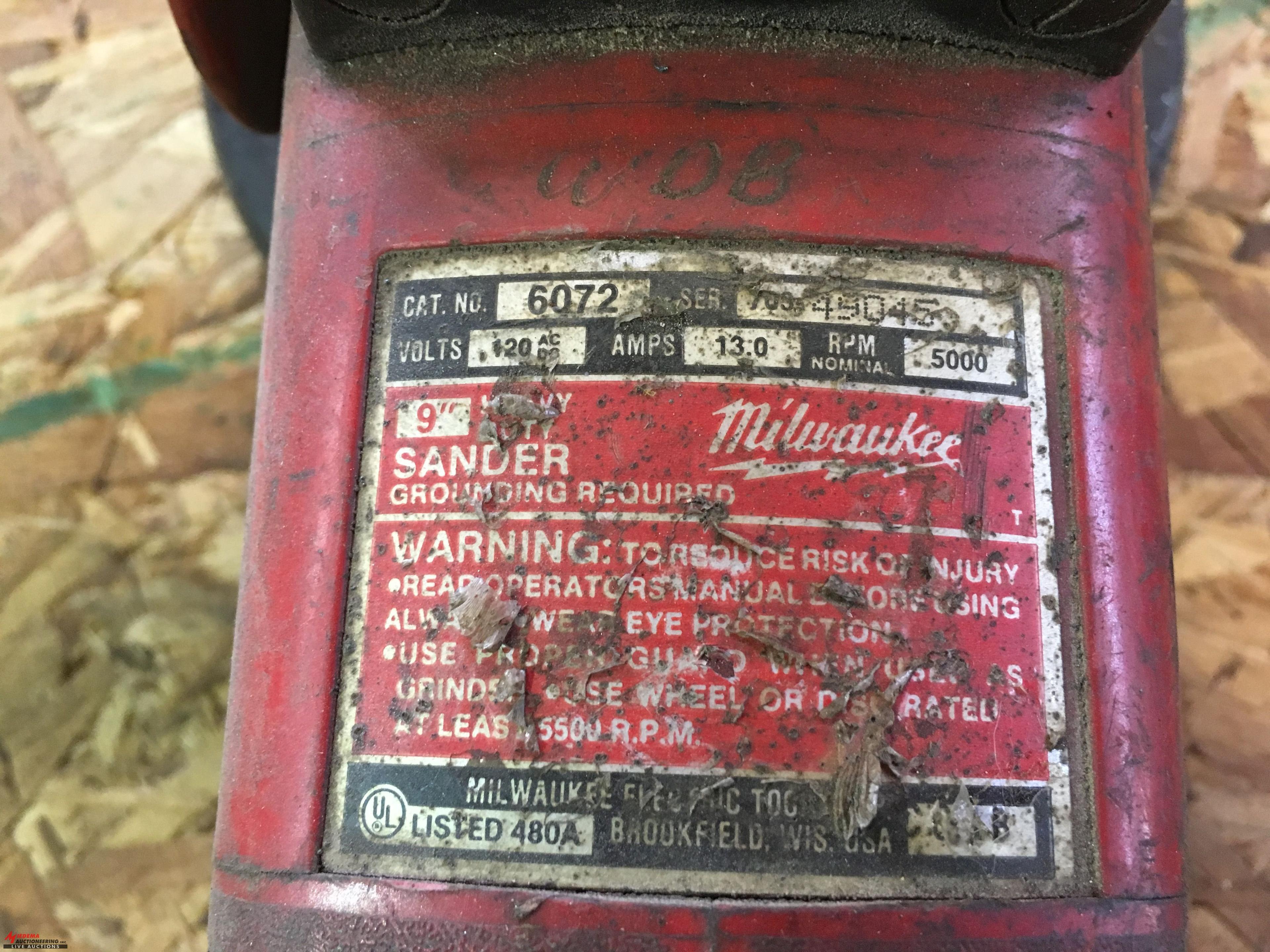 MILWAUKEE 9" ELECTRIC GRINDER