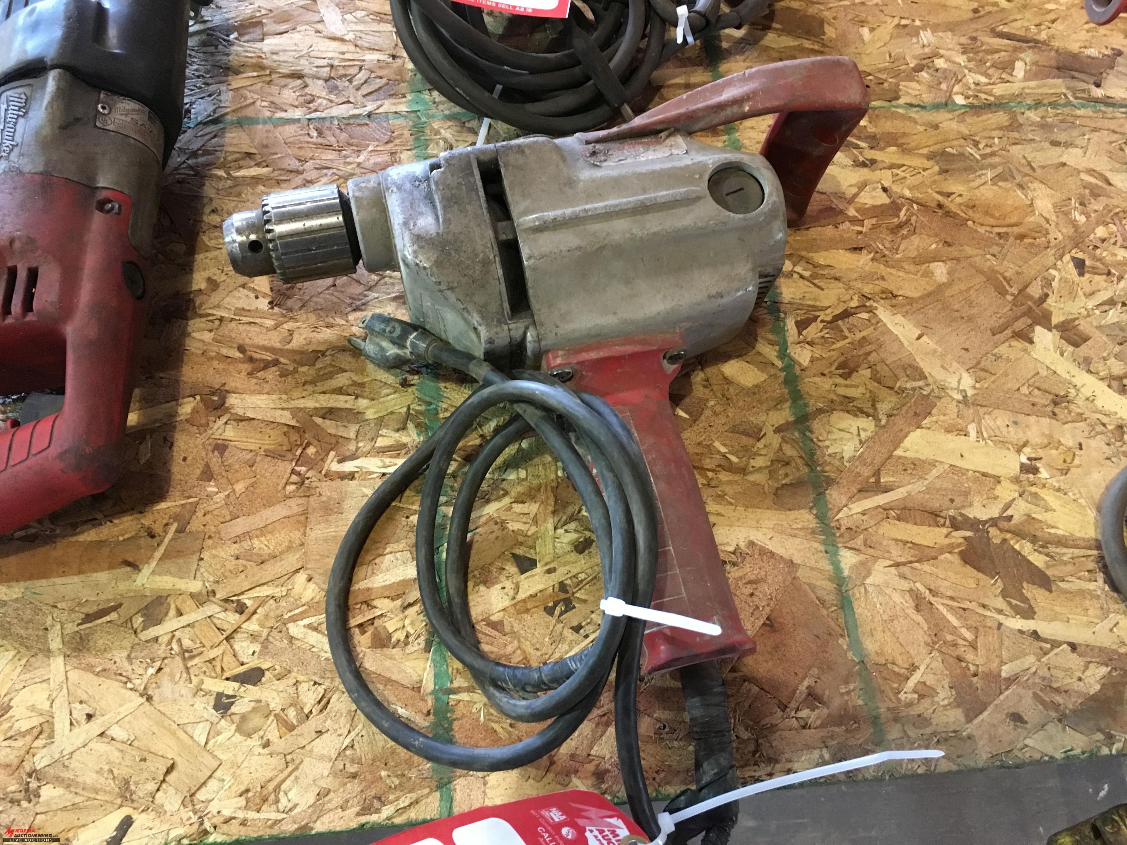 MILWAUKEE 1/2" ELECTRIC DRILL