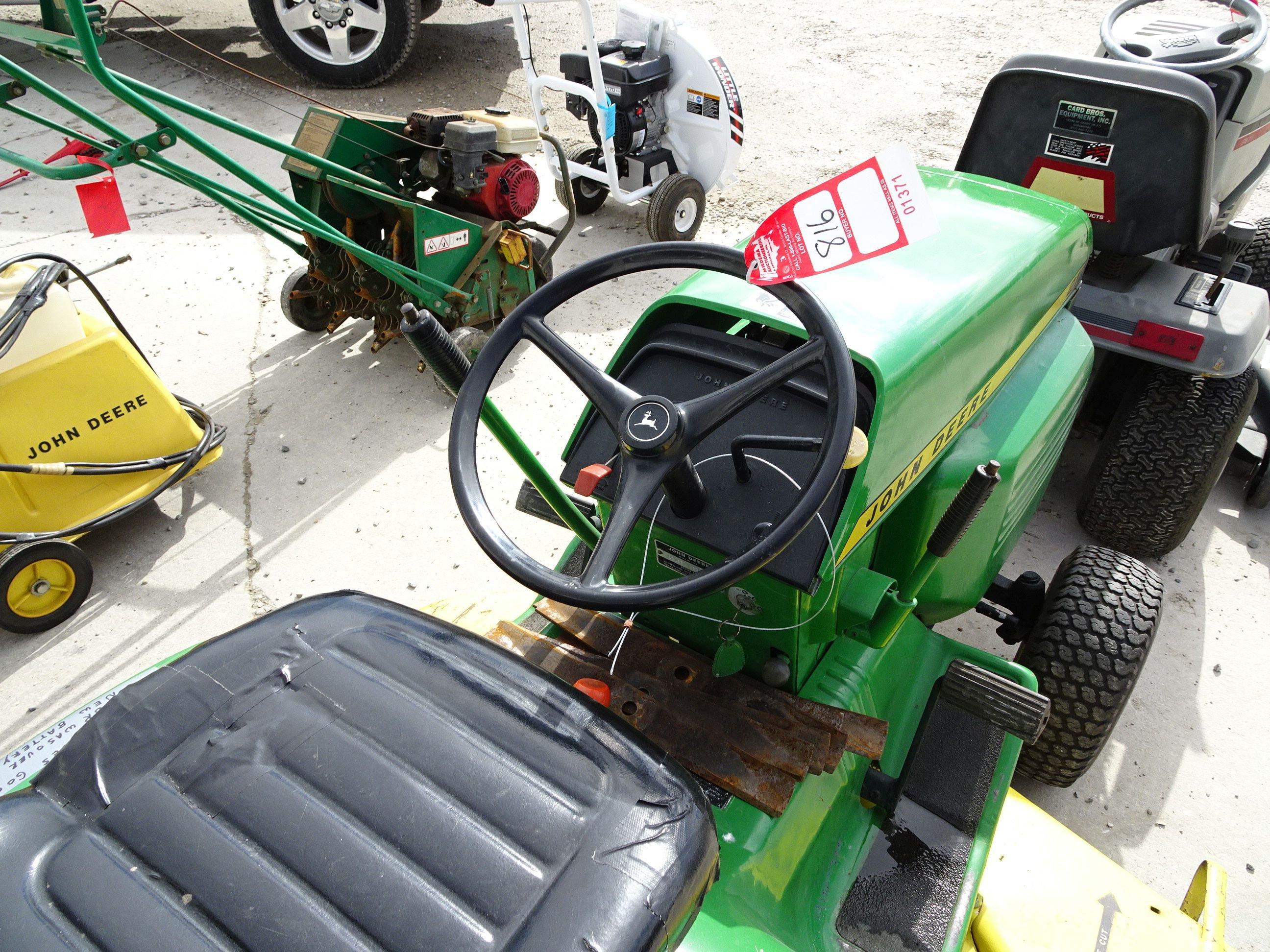 JOHN DEERE 212 RIDING LAWN MOWER, 48'' DECK, RUNS