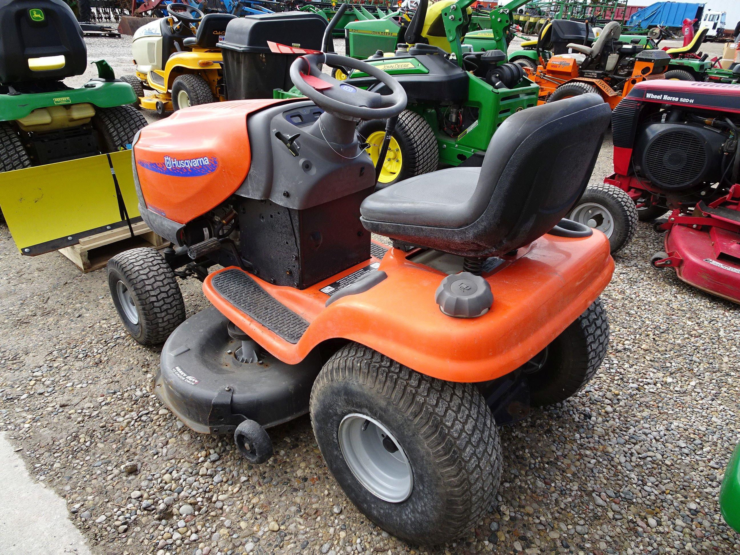 1996 HUSQVARNA YTA18542 RIDING LAWN MOWER, 42'' DECK, 408 HOURS SHOWING, S/