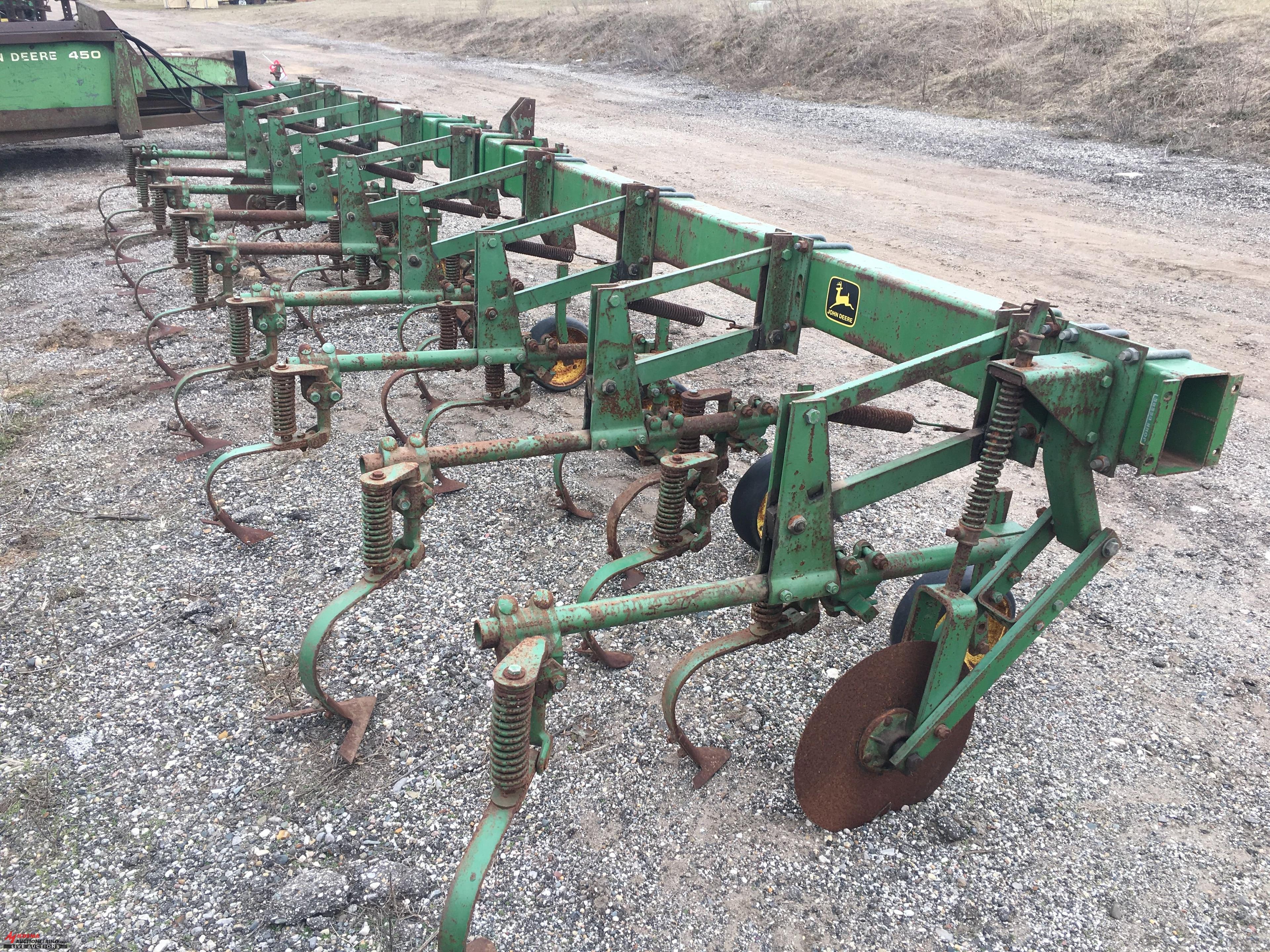 JOHN DEERE RM 3 PT ROW CULTIVATOR, S/N 06226