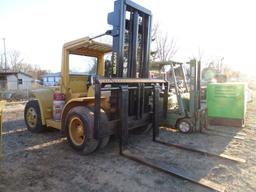 HYSTER H150 E FORKLIFT, PROPANE, 2-STAGE MAST, 72'' FORKS, 17000LB, GMC V-6