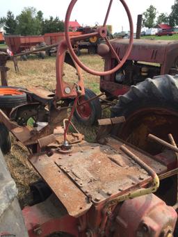 COCKSHUTT PARTS TRACTOR, NARROW FRONT, NO ENGINE, MISSING MANY PARTS, FOR P