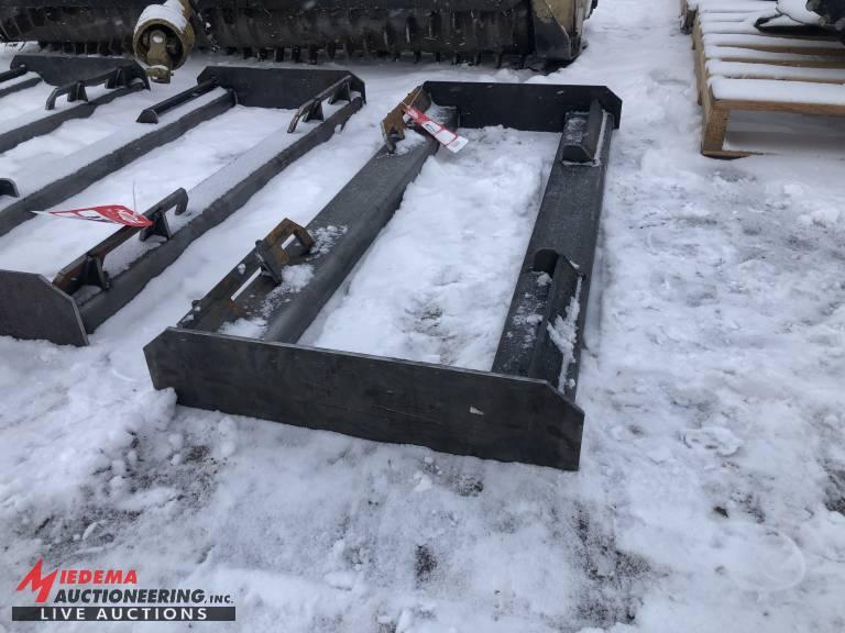 SKID STEER ATTACHMENT FRAME